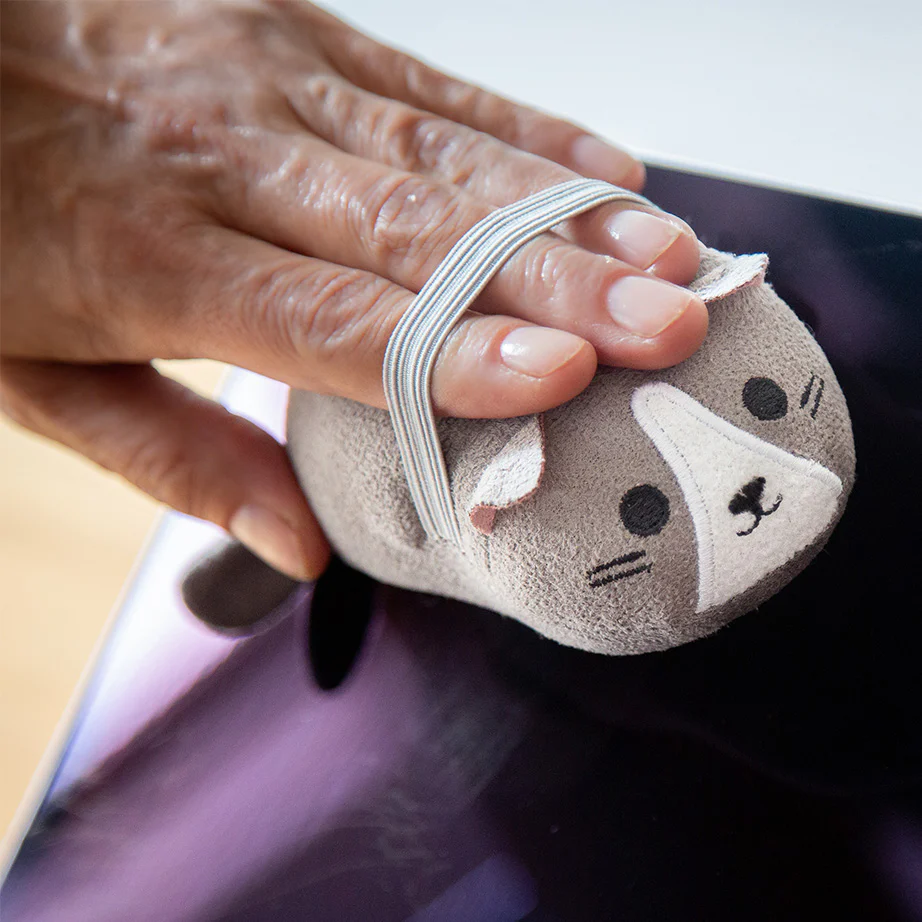 Cat Microfibre Screen Cleaner - Image 2