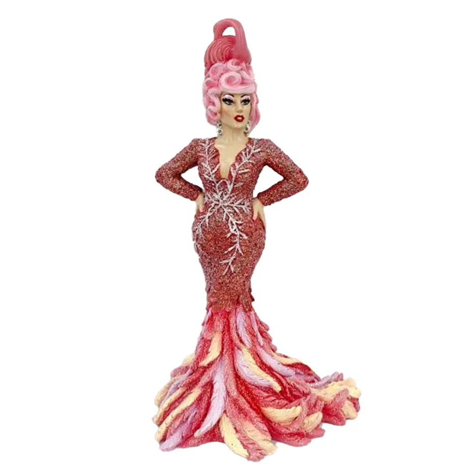 December Diamonds | What a Drag - Image 3
