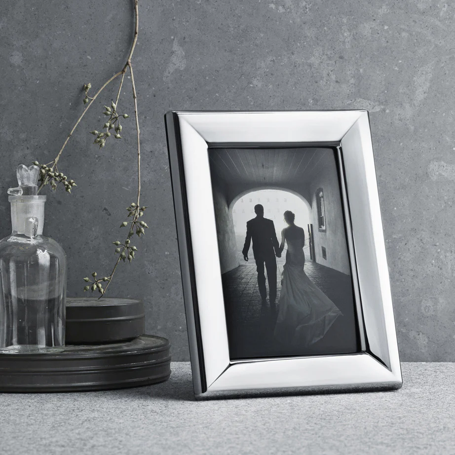 Modern Picture Frame - Image 2
